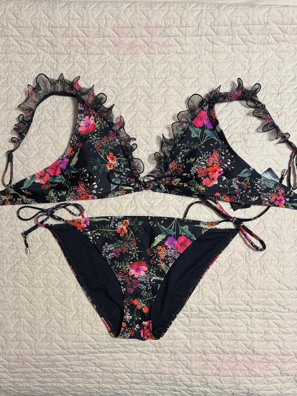 Ted Baker London Floral Ruffle Bikini Set US 8 HARD TO FIND